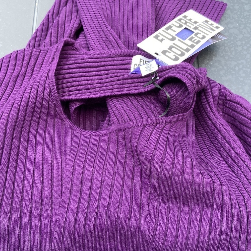 Future Collective Kahlana Barfield
Brown Twisted Back Sweater Purple new - Picture 7 of 8